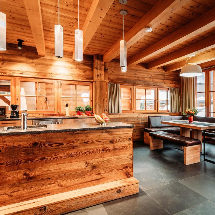 Im Weidach Superior Chalets 洛伊塔施 外观 照片