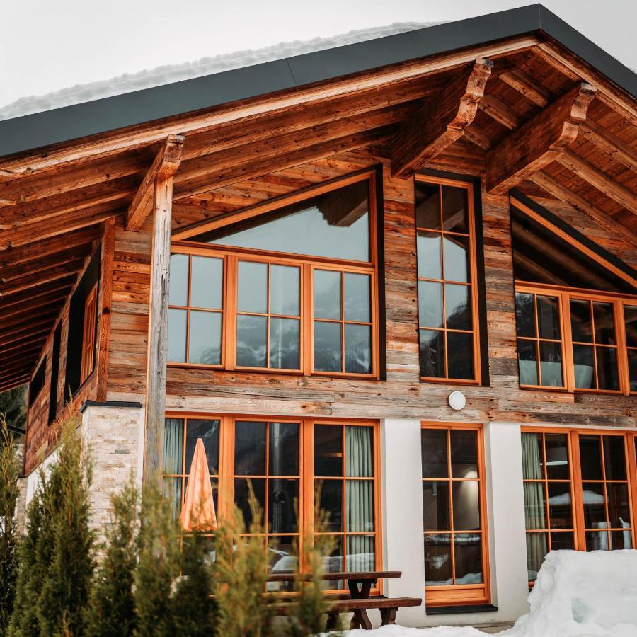 Im Weidach Superior Chalets 洛伊塔施 外观 照片