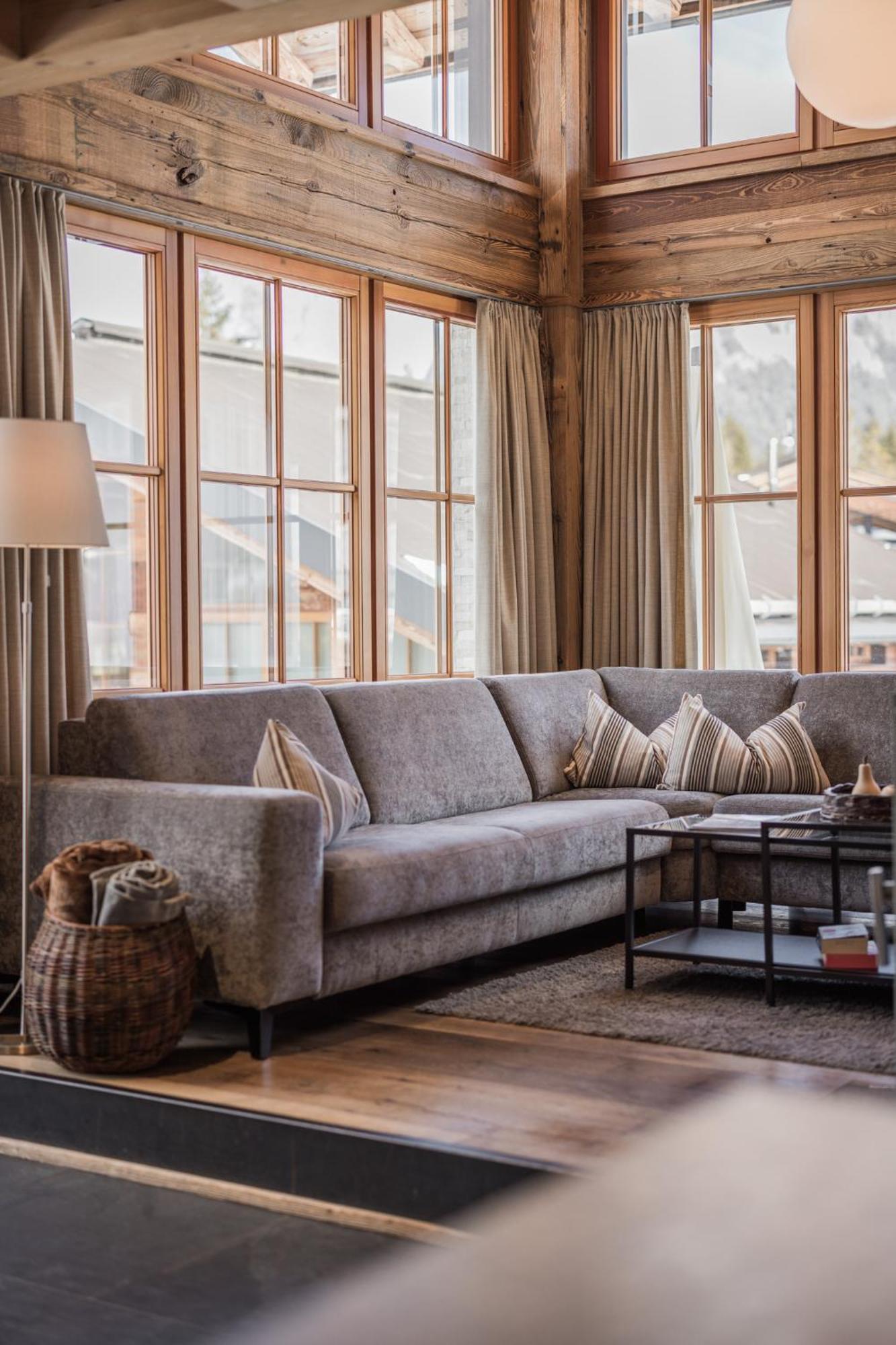Im Weidach Superior Chalets 洛伊塔施 外观 照片