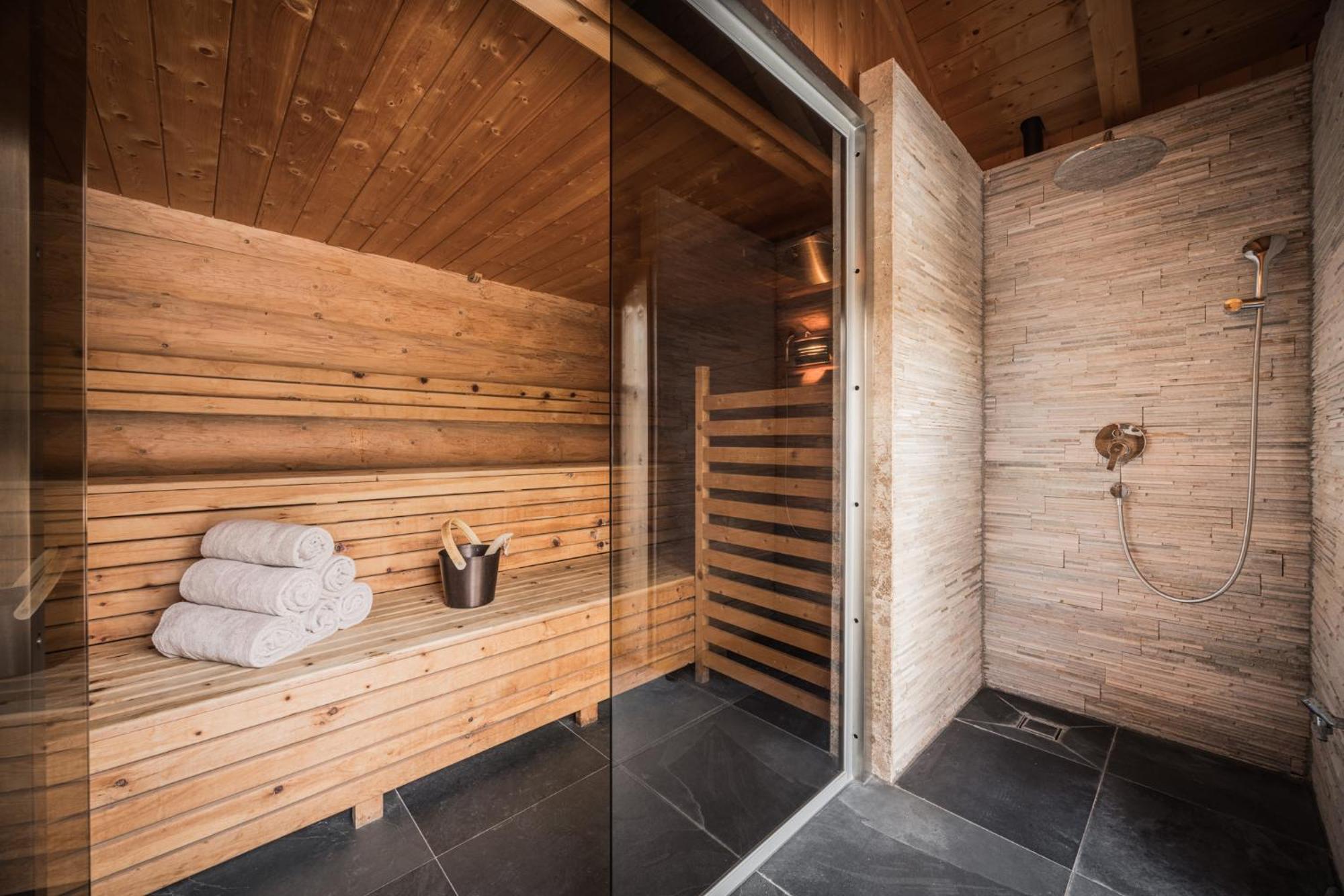 Im Weidach Superior Chalets 洛伊塔施 外观 照片