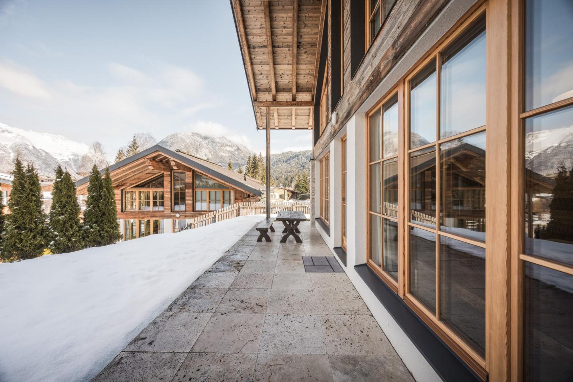 Im Weidach Superior Chalets 洛伊塔施 外观 照片