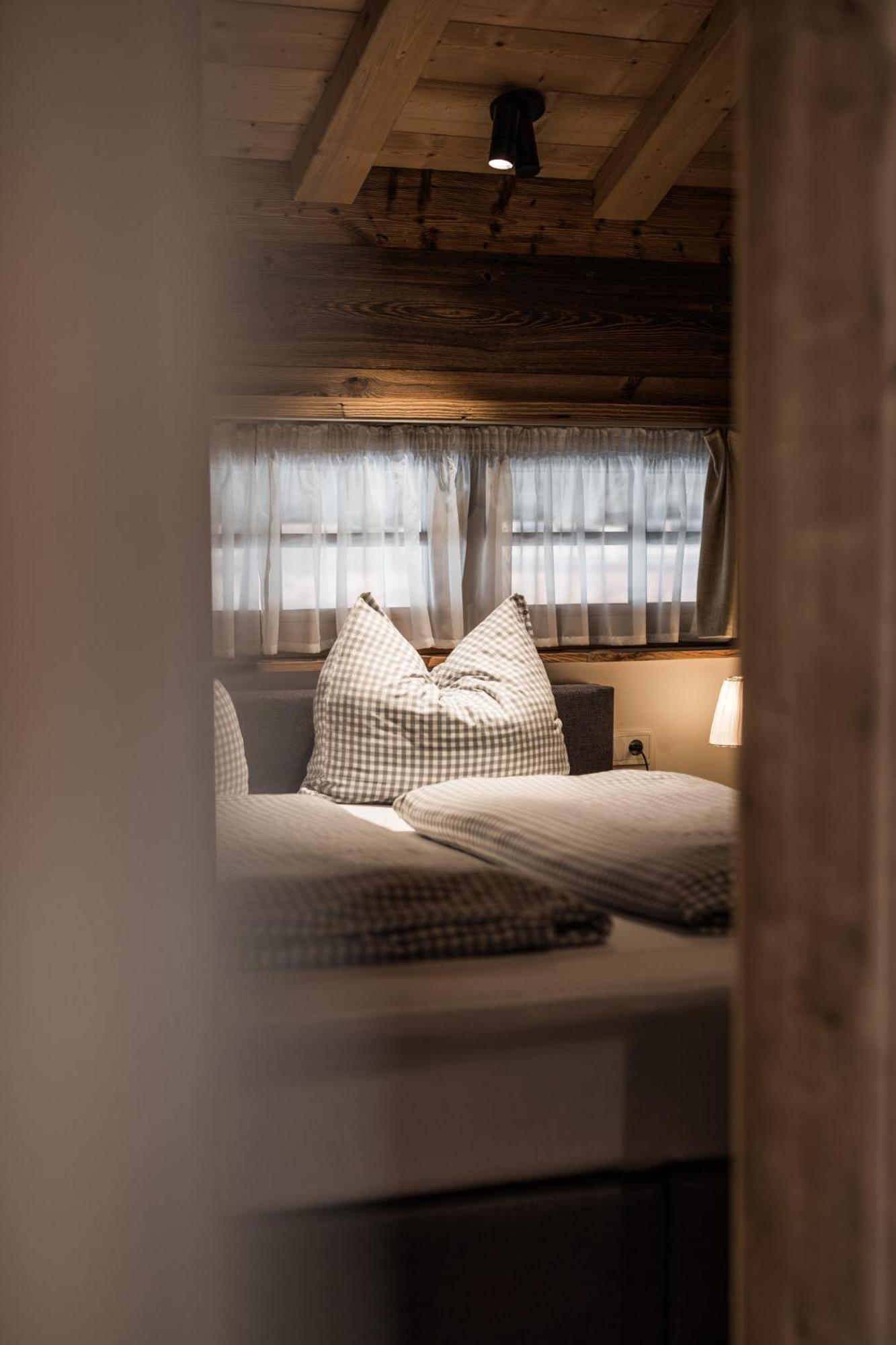 Im Weidach Superior Chalets 洛伊塔施 外观 照片