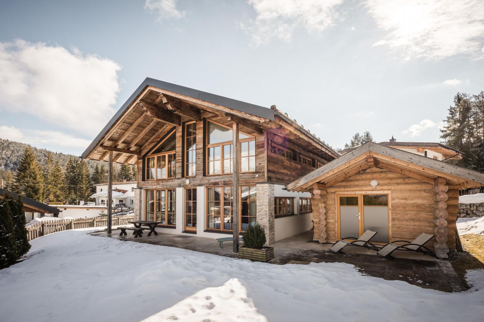 Im Weidach Superior Chalets 洛伊塔施 外观 照片