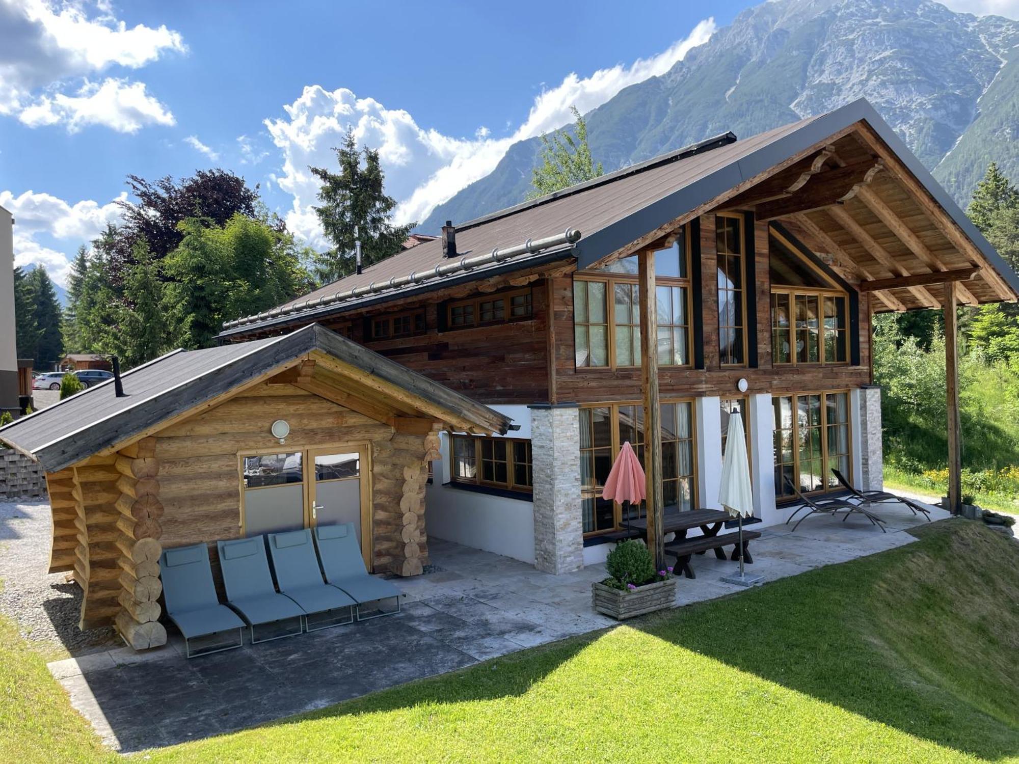 Im Weidach Superior Chalets 洛伊塔施 外观 照片